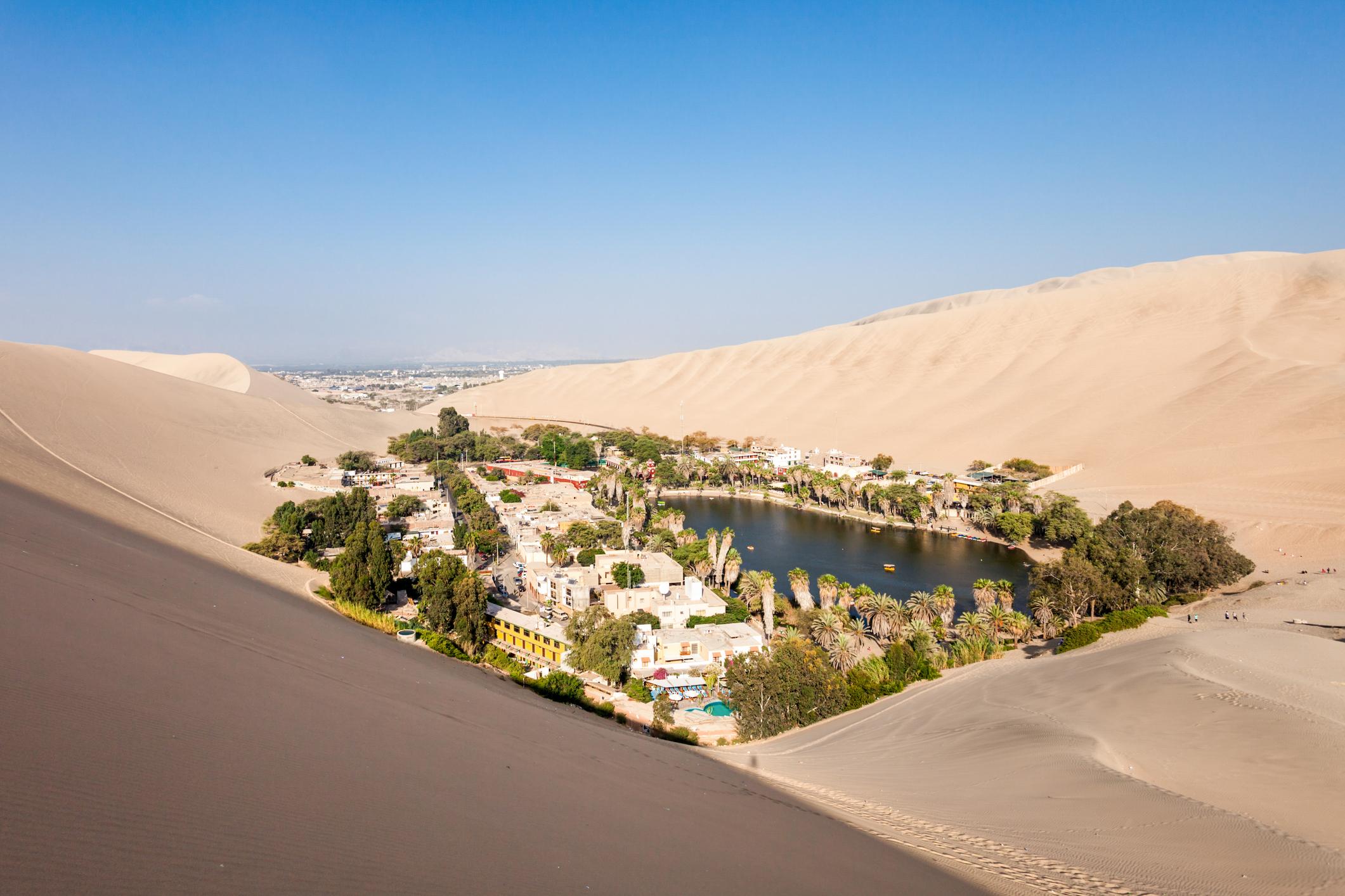 Huacachina, Buggies y Sandboarding